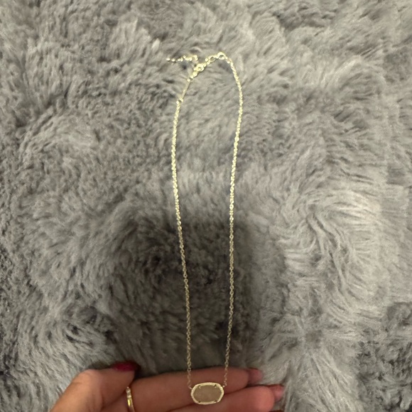 Light Pink Kendra Scott Necklace - Picture 3 of 3